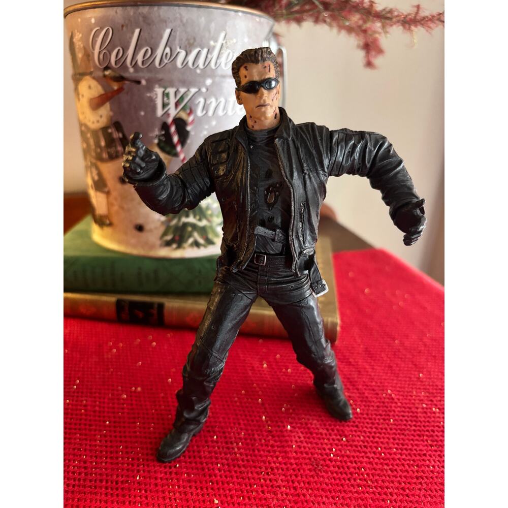 McFarlane T3 T-859 Terminator Arnold Schwarzenegger Figure 7” Toy 2003